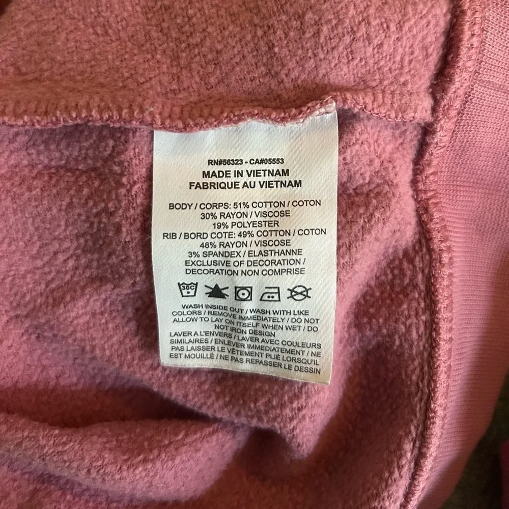 Nike Women’s Pullover Sweatshirt